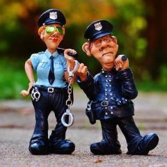 בדיחות על שוטרים